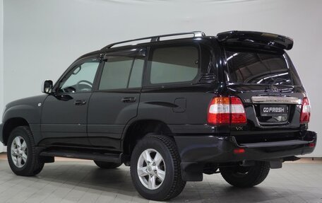 Toyota Land Cruiser 100 рестайлинг 2, 2006 год, 2 370 000 рублей, 2 фотография