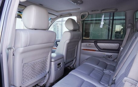 Toyota Land Cruiser 100 рестайлинг 2, 2006 год, 2 370 000 рублей, 15 фотография