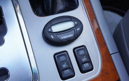 Toyota Land Cruiser 100 рестайлинг 2, 2006 год, 2 370 000 рублей, 19 фотография