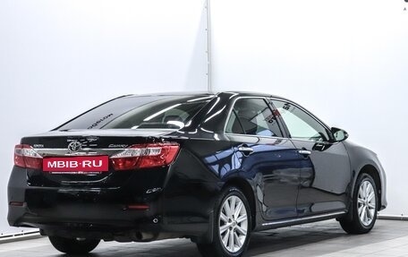 Toyota Camry, 2013 год, 1 790 000 рублей, 3 фотография