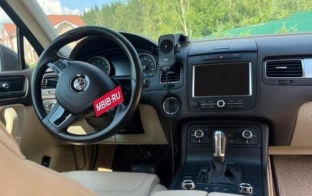 Volkswagen Touareg III, 2011 год, 1 550 000 рублей, 11 фотография