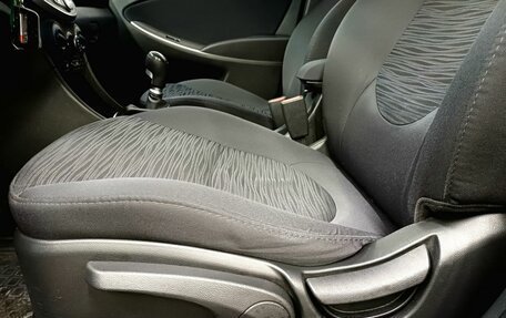 Hyundai Solaris II рестайлинг, 2016 год, 949 000 рублей, 20 фотография