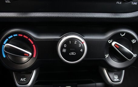 KIA Rio IV, 2017 год, 1 249 000 рублей, 13 фотография