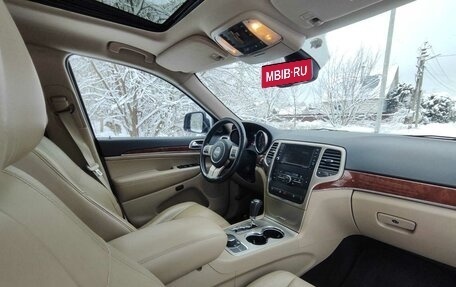 Jeep Grand Cherokee, 2013 год, 1 350 000 рублей, 27 фотография