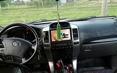 Toyota Land Cruiser Prado 120 рестайлинг, 2007 год, 2 300 000 рублей, 1 фотография