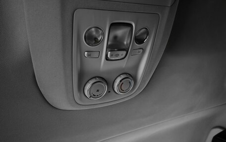 Peugeot Traveller I, 2018 год, 2 245 000 рублей, 21 фотография