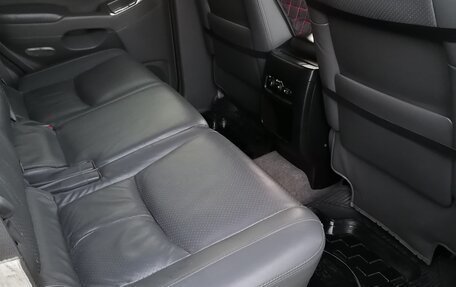 Toyota Land Cruiser Prado 120 рестайлинг, 2007 год, 2 300 000 рублей, 7 фотография