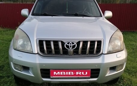 Toyota Land Cruiser Prado 120 рестайлинг, 2007 год, 2 300 000 рублей, 12 фотография