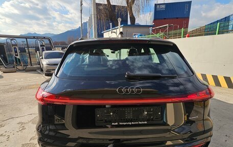 Audi Q5, 2025 год, 8 240 000 рублей, 4 фотография