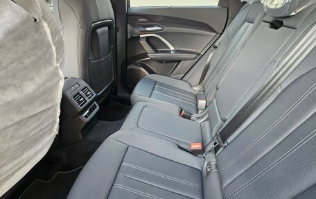 Audi Q5, 2025 год, 8 240 000 рублей, 9 фотография