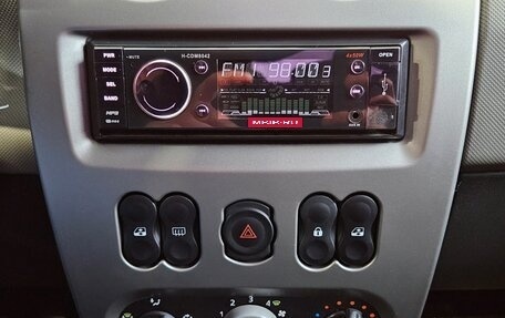 Renault Sandero I, 2012 год, 660 000 рублей, 11 фотография