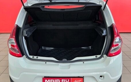 Renault Sandero I, 2012 год, 660 000 рублей, 14 фотография