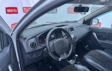 Renault Logan II, 2017 год, 399 990 рублей, 7 фотография