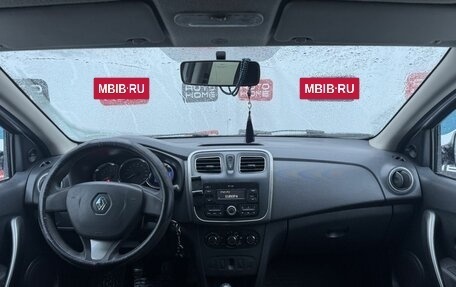 Renault Logan II, 2017 год, 399 990 рублей, 8 фотография