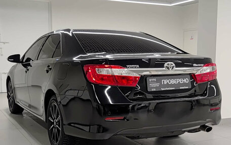 Toyota Camry, 2012 год, 1 670 000 рублей, 8 фотография