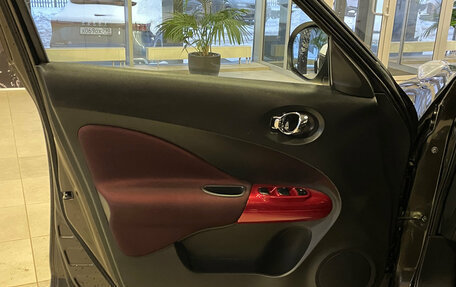 Nissan Juke II, 2011 год, 899 000 рублей, 8 фотография