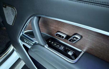 Land Rover Range Rover IV рестайлинг, 2021 год, 19 750 000 рублей, 32 фотография