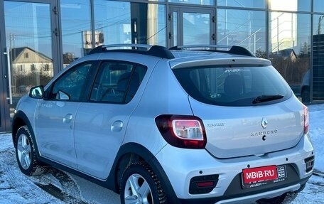 Renault Sandero II рестайлинг, 2016 год, 985 000 рублей, 4 фотография