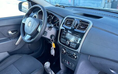 Renault Sandero II рестайлинг, 2016 год, 985 000 рублей, 21 фотография