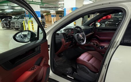 Porsche Cayenne III, 2025 год, 17 990 000 рублей, 8 фотография