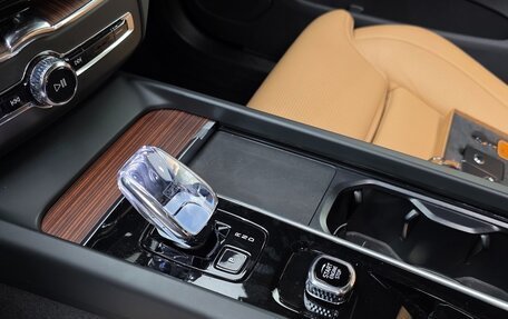 Volvo XC60 II, 2025 год, 6 736 000 рублей, 13 фотография