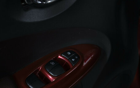 Nissan Juke II, 2012 год, 818 000 рублей, 17 фотография