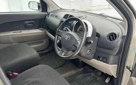 Toyota Passo III, 2004 год, 360 000 рублей, 12 фотография