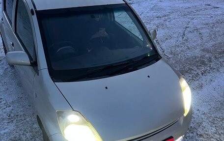 Toyota Passo III, 2004 год, 360 000 рублей, 9 фотография