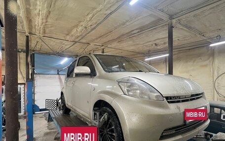 Toyota Passo III, 2004 год, 360 000 рублей, 11 фотография