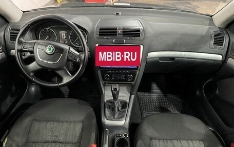 Skoda Octavia, 2011 год, 690 000 рублей, 9 фотография