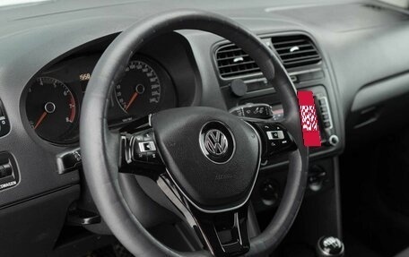 Volkswagen Polo VI (EU Market), 2017 год, 820 000 рублей, 11 фотография