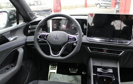 Volkswagen Tiguan, 2025 год, 4 899 000 рублей, 9 фотография