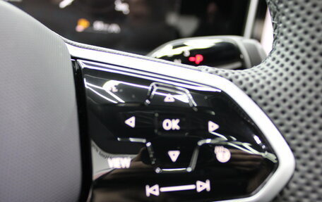 Volkswagen Tiguan, 2025 год, 4 899 000 рублей, 18 фотография