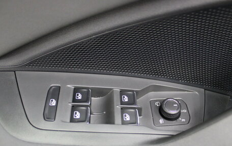 Volkswagen Tiguan, 2025 год, 4 899 000 рублей, 23 фотография