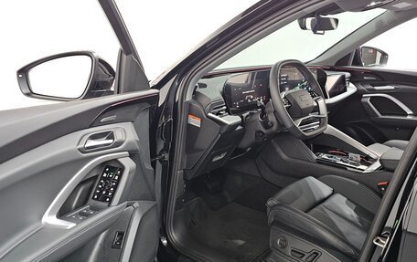 Audi Q5, 2025 год, 8 942 000 рублей, 10 фотография