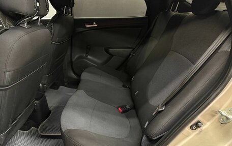 Hyundai Solaris II рестайлинг, 2011 год, 539 999 рублей, 16 фотография