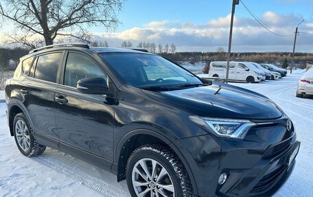 Toyota RAV4, 2015 год, 1 690 000 рублей, 8 фотография