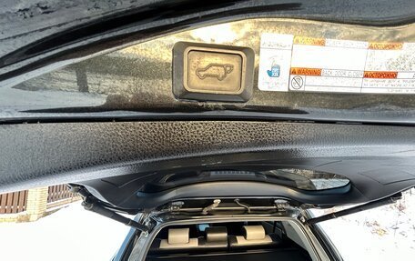 Toyota RAV4, 2015 год, 1 690 000 рублей, 32 фотография