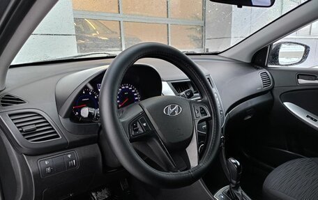 Hyundai Solaris II рестайлинг, 2015 год, 899 000 рублей, 5 фотография