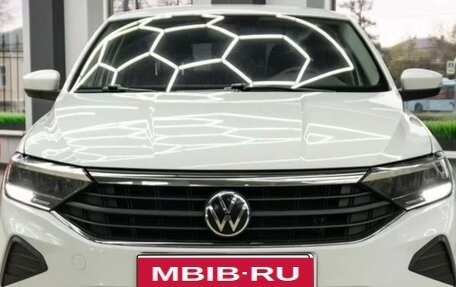 Volkswagen Polo VI (EU Market), 2021 год, 1 370 000 рублей, 3 фотография