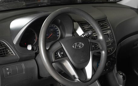 Hyundai Solaris II рестайлинг, 2016 год, 1 106 000 рублей, 5 фотография