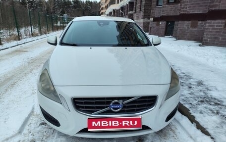 Volvo S60 III, 2011 год, 800 000 рублей, 1 фотография