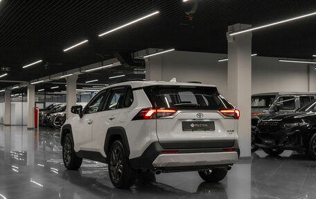 Toyota RAV4, 2025 год, 4 300 000 рублей, 4 фотография