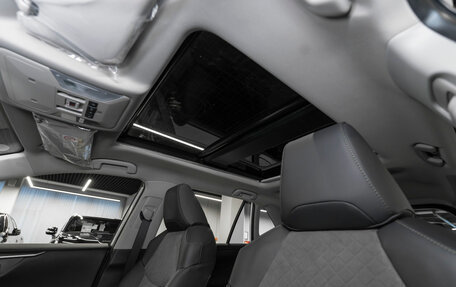 Toyota RAV4, 2025 год, 4 300 000 рублей, 10 фотография