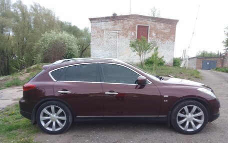 Infiniti QX50 I рестайлинг, 2014 год, 2 390 000 рублей, 12 фотография