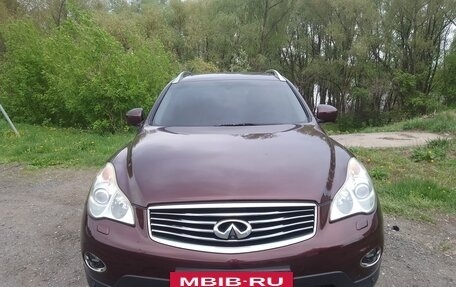Infiniti QX50 I рестайлинг, 2014 год, 2 390 000 рублей, 14 фотография