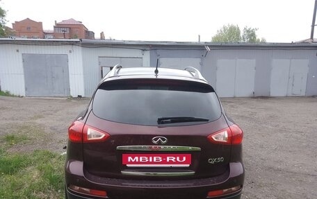 Infiniti QX50 I рестайлинг, 2014 год, 2 390 000 рублей, 18 фотография