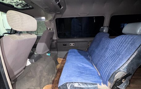 Nissan Caravan III, 2000 год, 390 000 рублей, 10 фотография