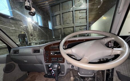 Nissan Caravan III, 2000 год, 390 000 рублей, 14 фотография