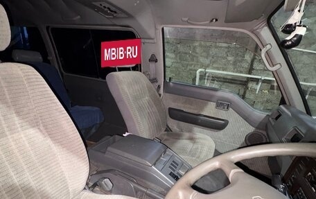 Nissan Caravan III, 2000 год, 390 000 рублей, 15 фотография